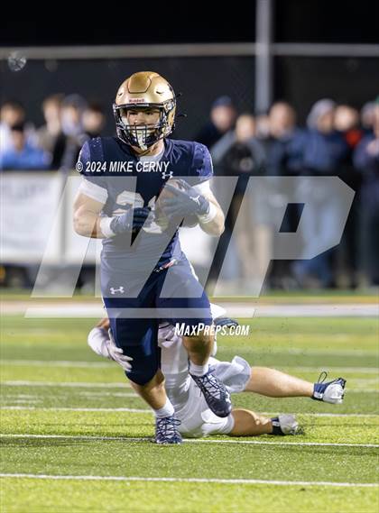 Thumbnail 3 in Mill Valley vs. Saint Thomas Aquinas (KSHSAA 5A Sectional) photogallery.