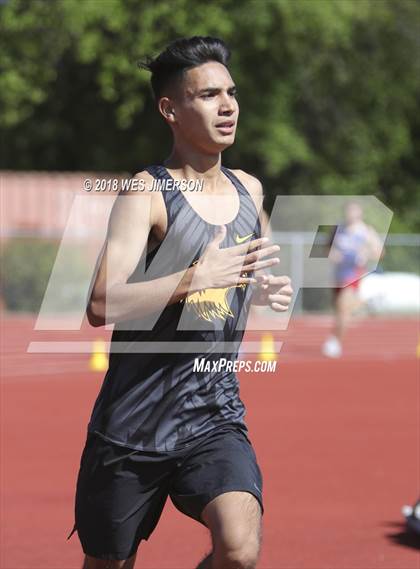 Thumbnail 3 in Sierra Foothill League Tri Meet photogallery.