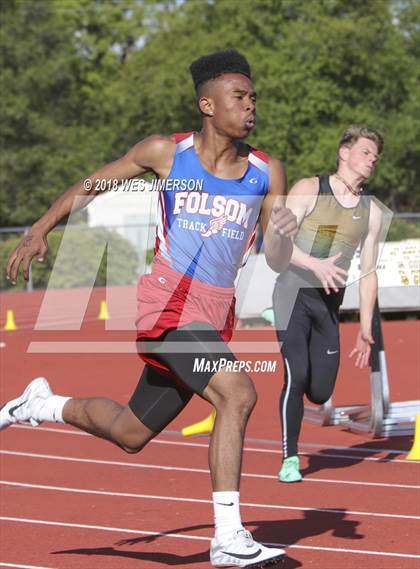 Thumbnail 2 in Sierra Foothill League Tri Meet photogallery.