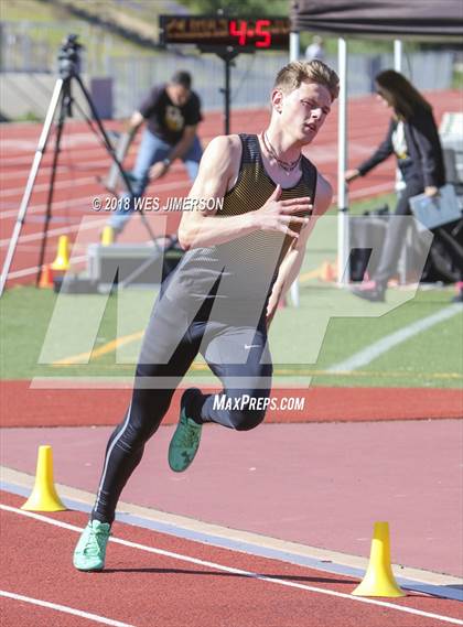 Thumbnail 2 in Sierra Foothill League Tri Meet photogallery.