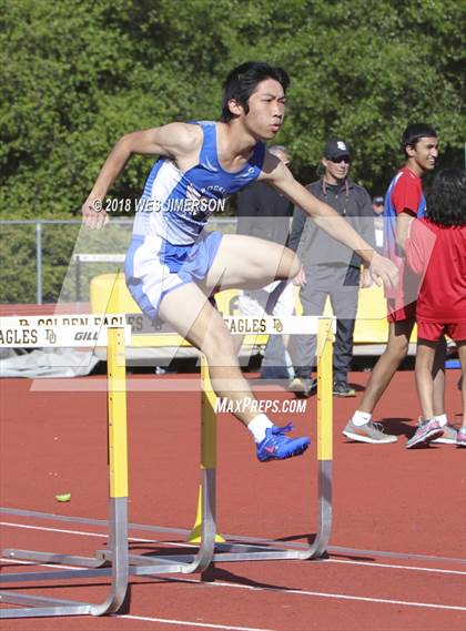 Thumbnail 3 in Sierra Foothill League Tri Meet photogallery.