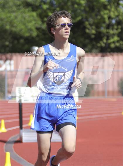 Thumbnail 2 in Sierra Foothill League Tri Meet photogallery.