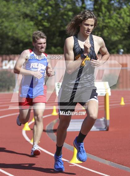 Thumbnail 3 in Sierra Foothill League Tri Meet photogallery.