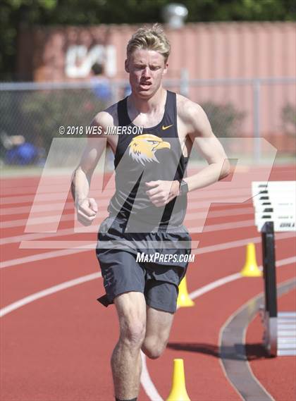 Thumbnail 1 in Sierra Foothill League Tri Meet photogallery.