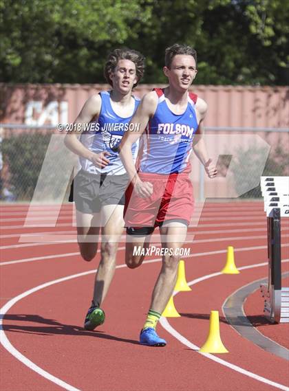 Thumbnail 1 in Sierra Foothill League Tri Meet photogallery.