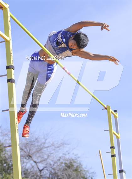 Thumbnail 3 in Sierra Foothill League Tri Meet photogallery.