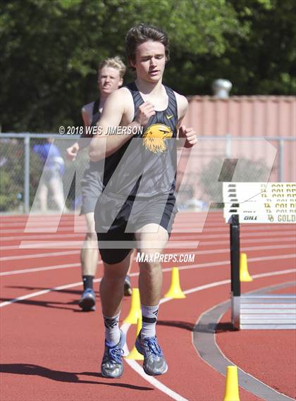 Thumbnail 3 in Sierra Foothill League Tri Meet photogallery.
