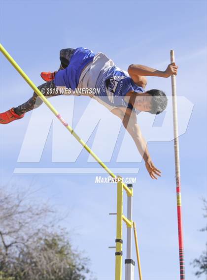 Thumbnail 1 in Sierra Foothill League Tri Meet photogallery.