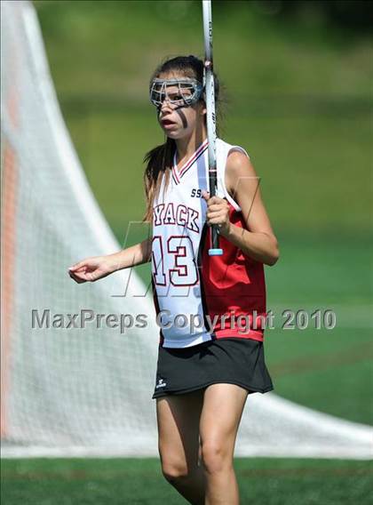 Thumbnail 1 in Carthage vs. Nyack (NYSPHSAA Class C Semifinal) photogallery.