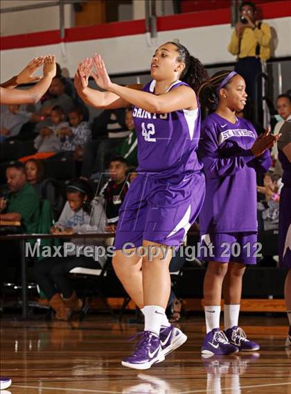 Thumbnail 2 in St. Anthony vs. St. Bernard (Real Run Classic) photogallery.