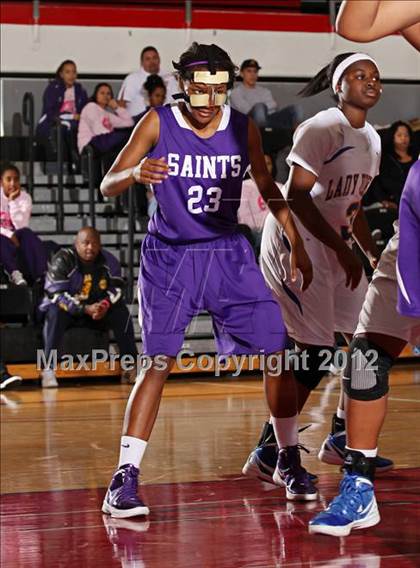 Thumbnail 2 in St. Anthony vs. St. Bernard (Real Run Classic) photogallery.