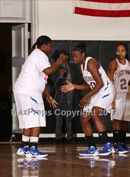 Thumbnail 2 in St. Anthony vs. St. Bernard (Real Run Classic) photogallery.
