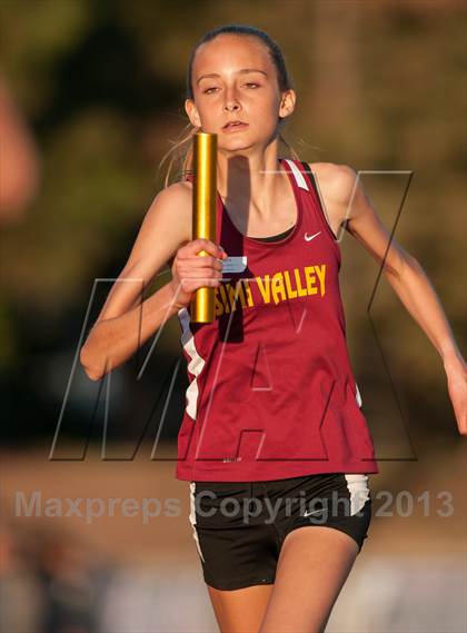 Thumbnail 1 in Don Green Invitational Girls 4x400 Meter Relay photogallery.