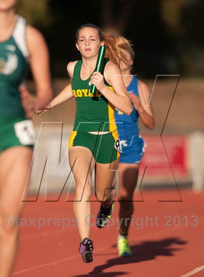 Thumbnail 3 in Don Green Invitational Girls 4x400 Meter Relay photogallery.