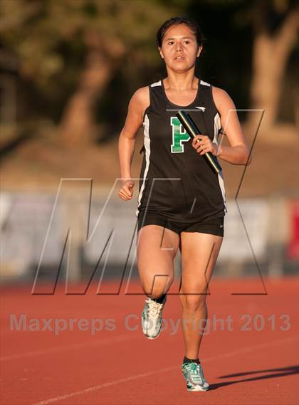 Thumbnail 3 in Don Green Invitational Girls 4x400 Meter Relay photogallery.