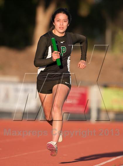 Thumbnail 2 in Don Green Invitational Girls 4x400 Meter Relay photogallery.