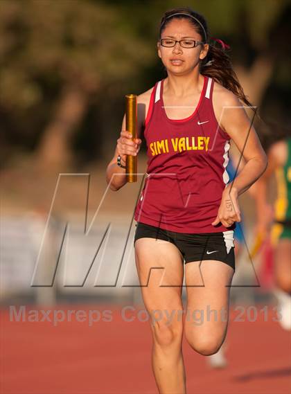 Thumbnail 3 in Don Green Invitational Girls 4x400 Meter Relay photogallery.