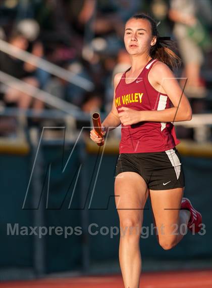 Thumbnail 1 in Don Green Invitational Girls 4x400 Meter Relay photogallery.