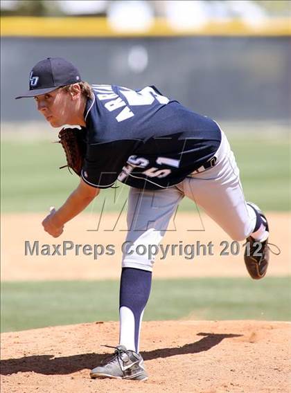 Thumbnail 3 in Los Osos vs. Palm Desert photogallery.