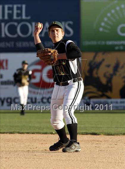 Thumbnail 3 in Roxana vs Metro East Lutheran @ GCS photogallery.