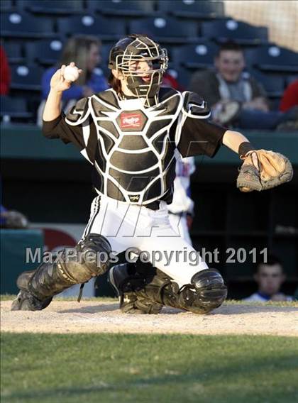 Thumbnail 2 in Roxana vs Metro East Lutheran @ GCS photogallery.