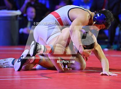 Thumbnail 3 in UIL 6A State Championships 157 lb - 175 lb Finals photogallery.