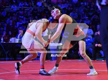 Thumbnail 3 in UIL 6A State Championships 157 lb - 175 lb Finals photogallery.