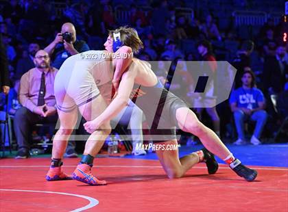 Thumbnail 1 in UIL 6A State Championships 157 lb - 175 lb Finals photogallery.
