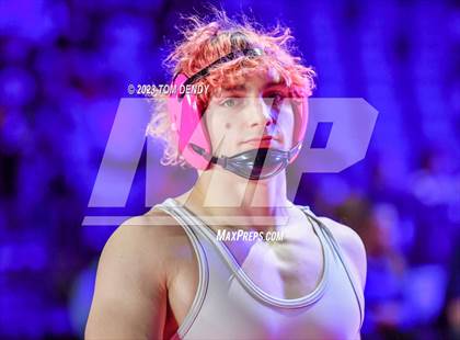 Thumbnail 3 in UIL 6A State Championships 157 lb - 175 lb Finals photogallery.