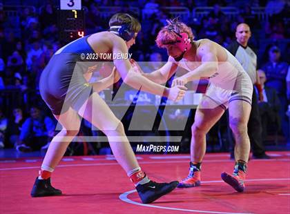 Thumbnail 1 in UIL 6A State Championships 157 lb - 175 lb Finals photogallery.