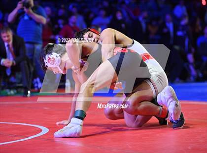 Thumbnail 1 in UIL 6A State Championships 157 lb - 175 lb Finals photogallery.