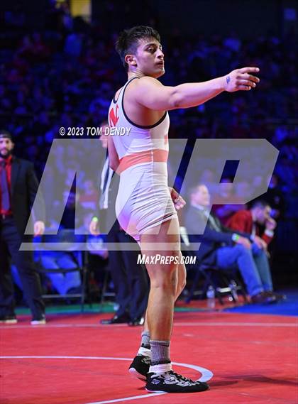Thumbnail 3 in UIL 6A State Championships 157 lb - 175 lb Finals photogallery.