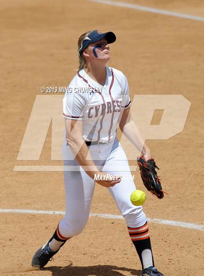 Thumbnail 2 in Cypress vs. South (CIF SS D2 Final) photogallery.
