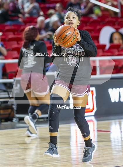 Thumbnail 1 in Hardin-Jefferson vs. Silsbee photogallery.
