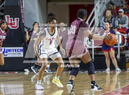Thumbnail 1 in Hardin-Jefferson vs. Silsbee photogallery.