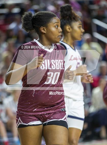 Thumbnail 2 in Hardin-Jefferson vs. Silsbee photogallery.