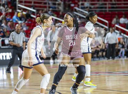 Thumbnail 2 in Hardin-Jefferson vs. Silsbee photogallery.