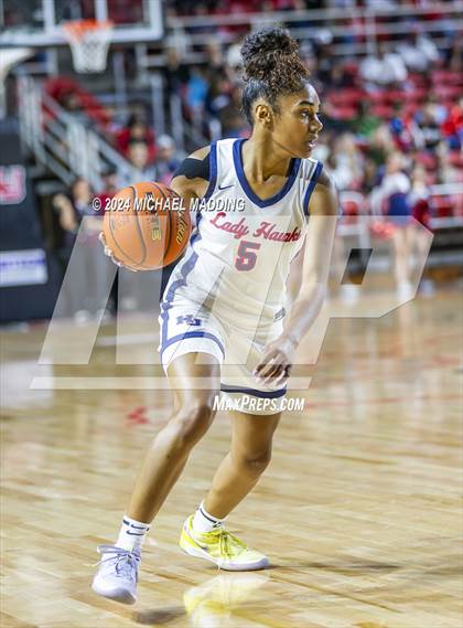 Thumbnail 2 in Hardin-Jefferson vs. Silsbee photogallery.
