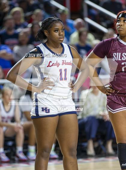 Thumbnail 1 in Hardin-Jefferson vs. Silsbee photogallery.