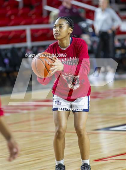 Thumbnail 2 in Hardin-Jefferson vs. Silsbee photogallery.