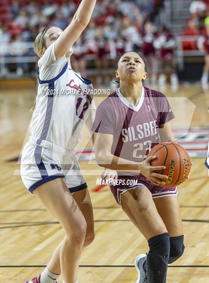 Thumbnail 3 in Hardin-Jefferson vs. Silsbee photogallery.