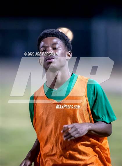 Thumbnail 1 in Mission Oak @ Highland (CIF CS D3 Quarterfinal)  photogallery.