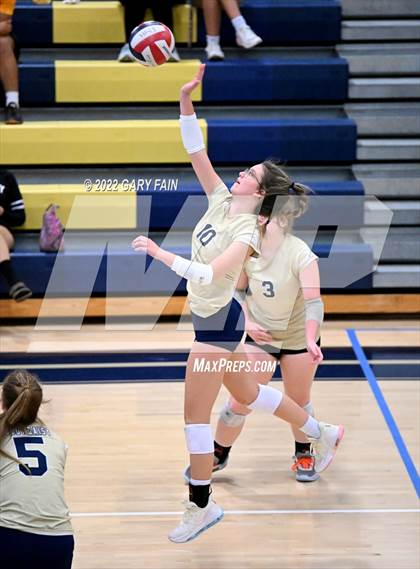 Thumbnail 1 in Bradley Central @ Soddy Daisy photogallery.