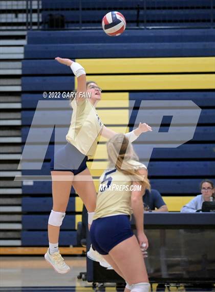 Thumbnail 2 in Bradley Central @ Soddy Daisy photogallery.