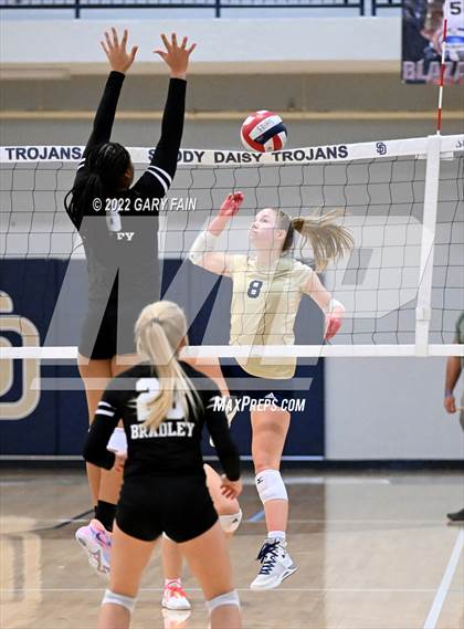 Thumbnail 2 in Bradley Central @ Soddy Daisy photogallery.