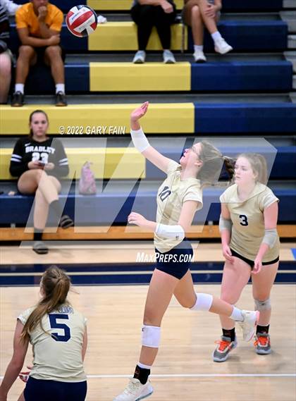 Thumbnail 2 in Bradley Central @ Soddy Daisy photogallery.