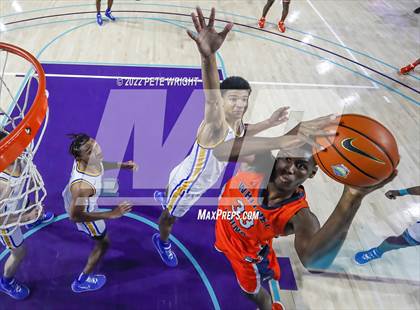 Thumbnail 2 in Whitney Young vs North Little Rock (City of Palms Classic) photogallery.