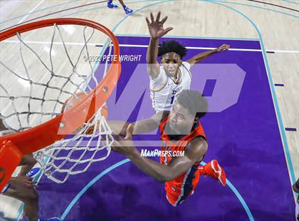 Thumbnail 1 in Whitney Young vs North Little Rock (City of Palms Classic) photogallery.