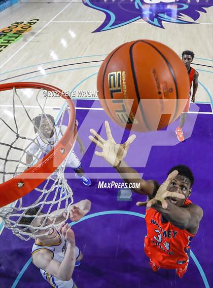 Thumbnail 1 in Whitney Young vs North Little Rock (City of Palms Classic) photogallery.