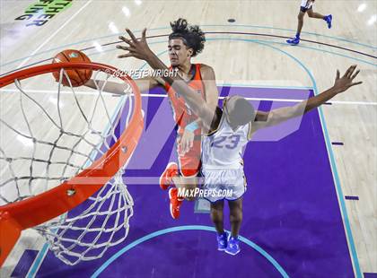 Thumbnail 2 in Whitney Young vs North Little Rock (City of Palms Classic) photogallery.